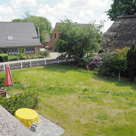 Familie Horn - Urlaub Im Reetdachhaus In Schleswig-holstein Silberstedt